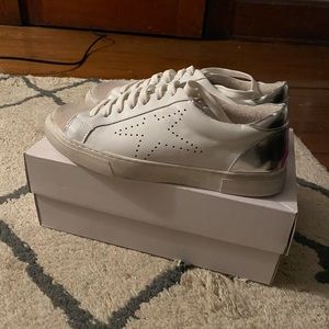 NWOT Steve Madden Shoes